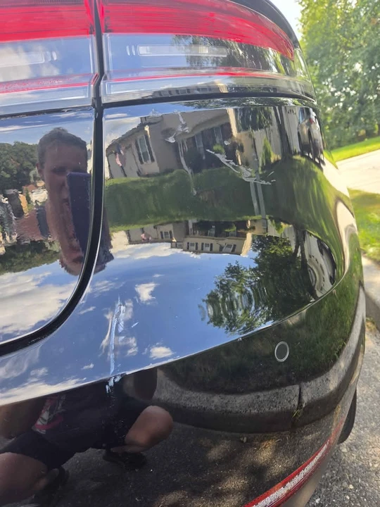 2021 Porsche Macan - Image 8 of 9