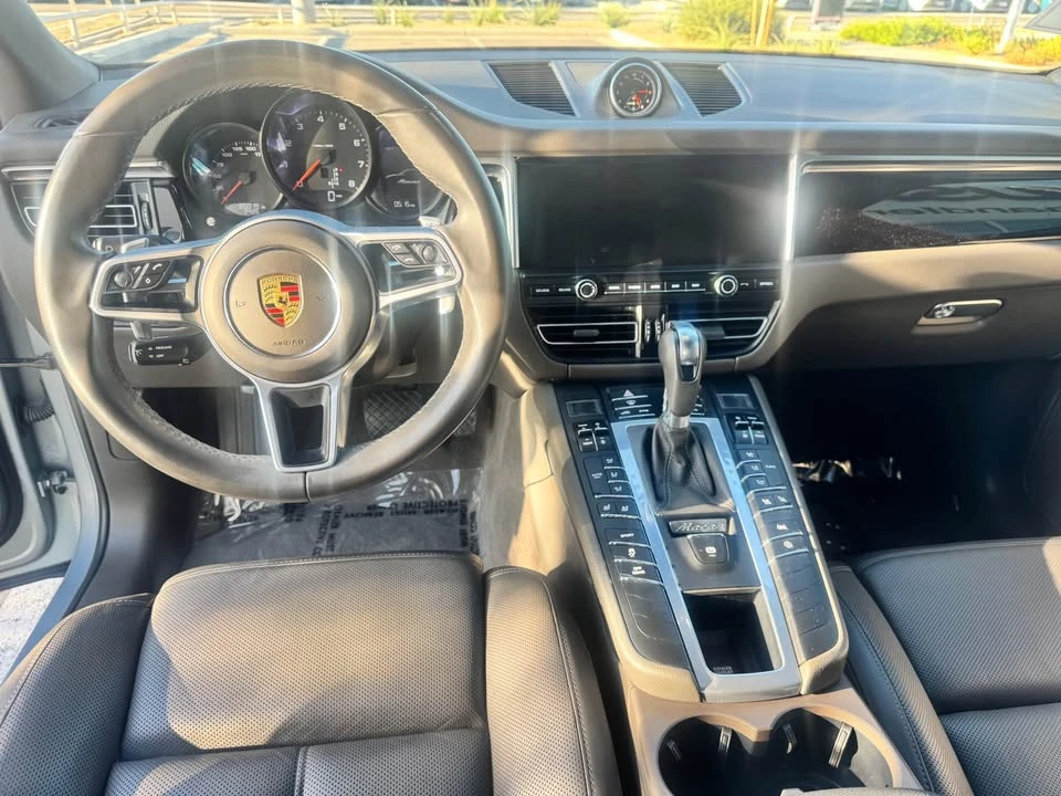 2021 Porsche Macan - Image 10 of 13