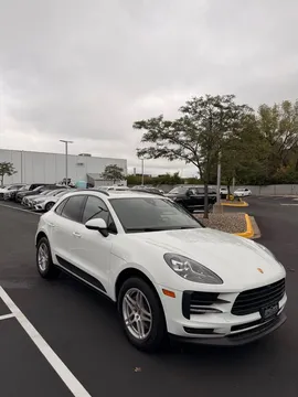 2021 Porsche Macan Sport Utility 4D