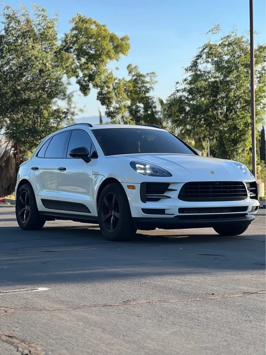 2021 Porsche Macan - Image 4 of 10
