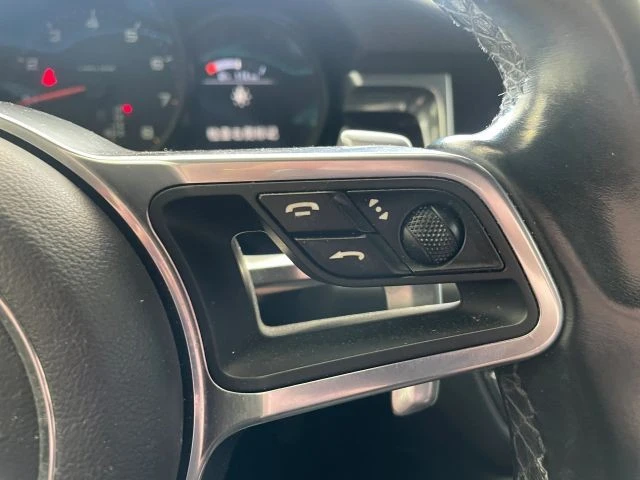 2021 Porsche Macan - Image 12 of 31