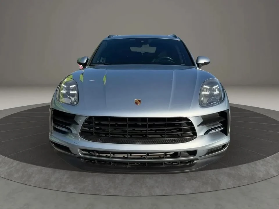 2021 Porsche Macan - Image 2 of 17