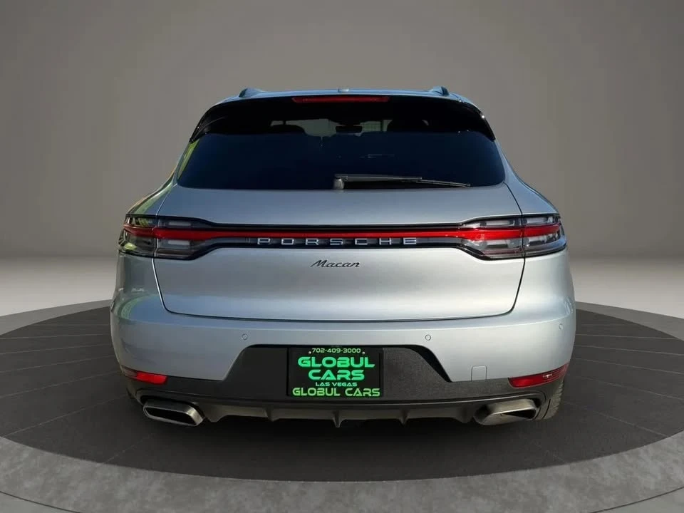 2021 Porsche Macan - Image 7 of 17