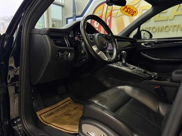 2021 Porsche Macan - Image 12 of 21