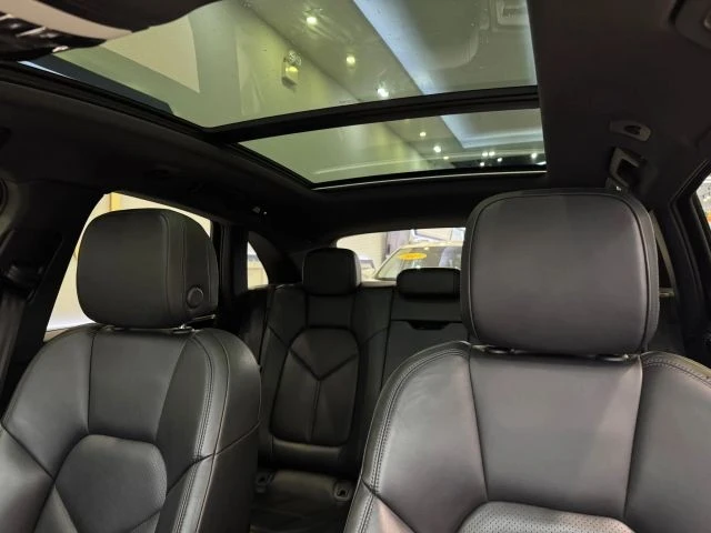 2021 Porsche Macan - Image 20 of 31
