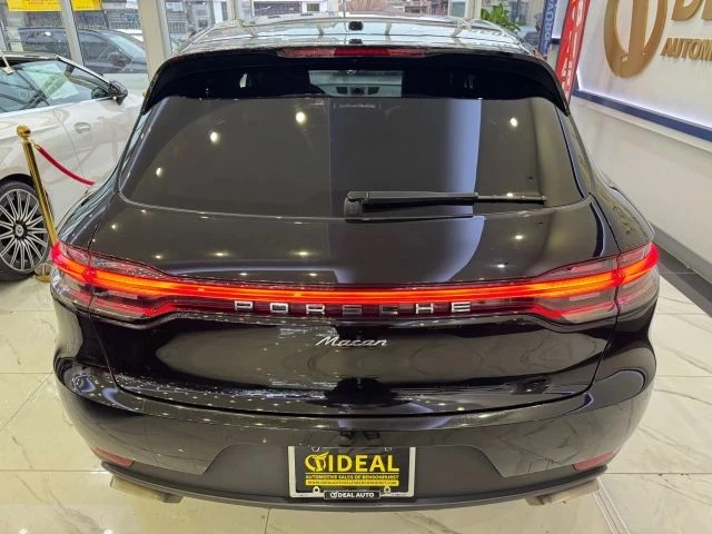 2021 Porsche Macan - Image 5 of 21