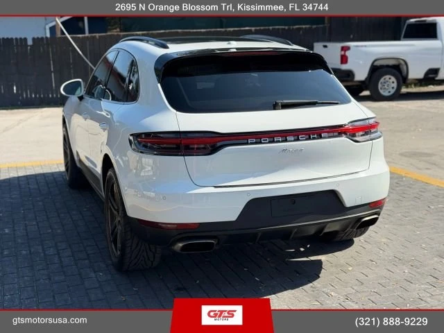 2021 Porsche Macan - Image 5 of 10