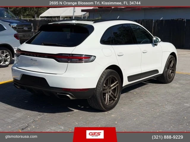 2021 Porsche Macan - Image 7 of 10