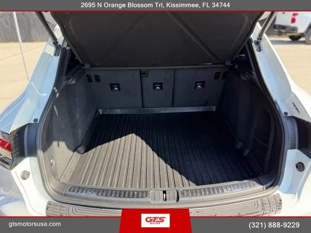 2021 Porsche Macan - Image 10 of 10