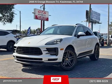 2021 Porsche Macan Sport Utility 4D