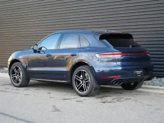 2021 Porsche Macan Turbo - Image 3 of 4