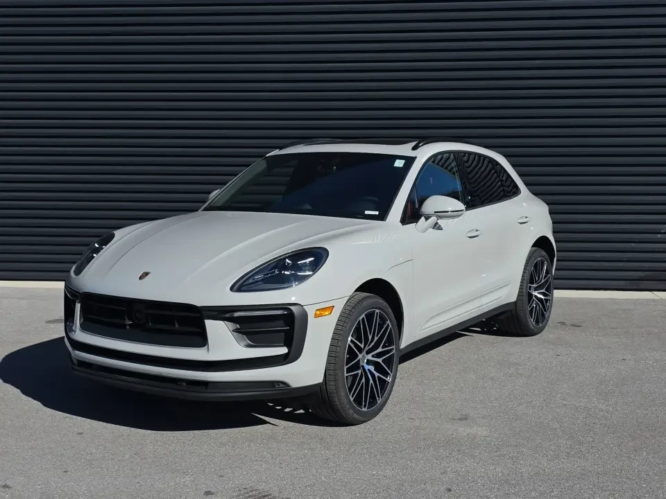 2021 Porsche Macan Turbo - Image 8 of 12