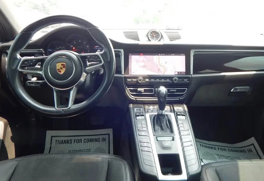 2021 Porsche Macan Turbo - Image 4 of 5
