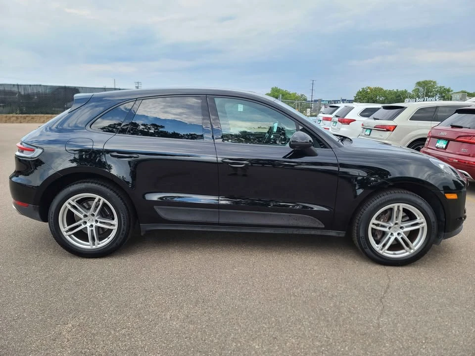 2021 Porsche Macan Turbo - Image 4 of 19