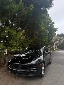 2021 Porsche Macan Turbo Sport Utility 4D