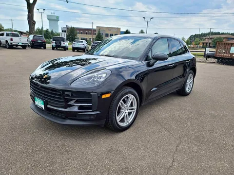 2021 Porsche Macan Turbo Sport Utility 4D