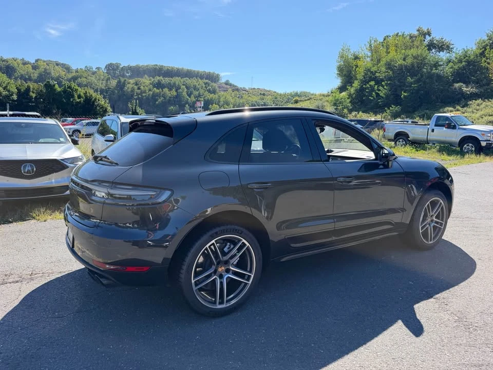 2021 Porsche Macan Turbo - Image 2 of 8