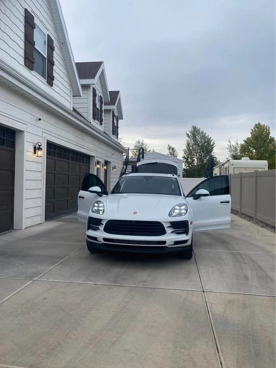 2021 Porsche Macan Turbo - Image 6 of 19