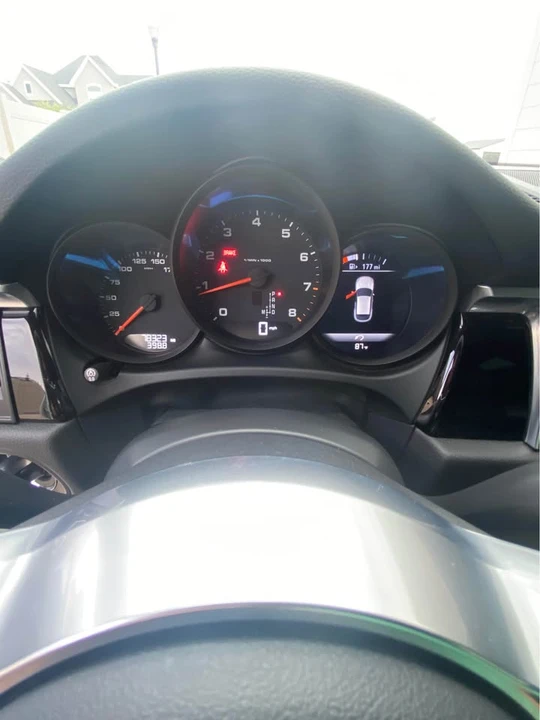 2021 Porsche Macan Turbo - Image 16 of 19
