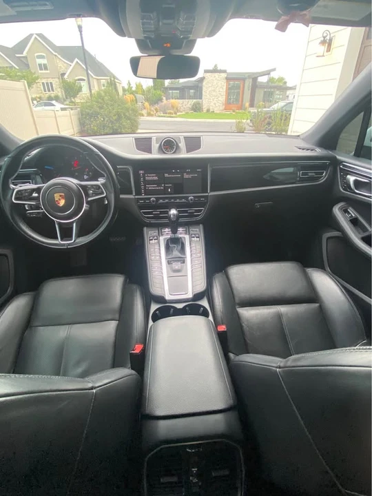 2021 Porsche Macan Turbo - Image 13 of 19