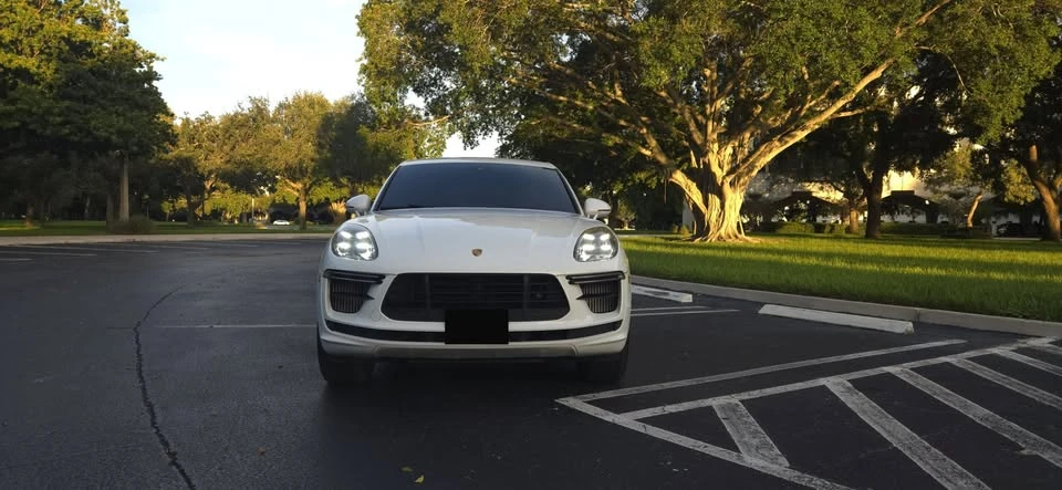 2021 Porsche Macan Turbo - Image 6 of 19