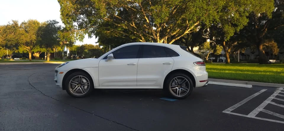 2021 Porsche Macan Turbo - Image 5 of 19