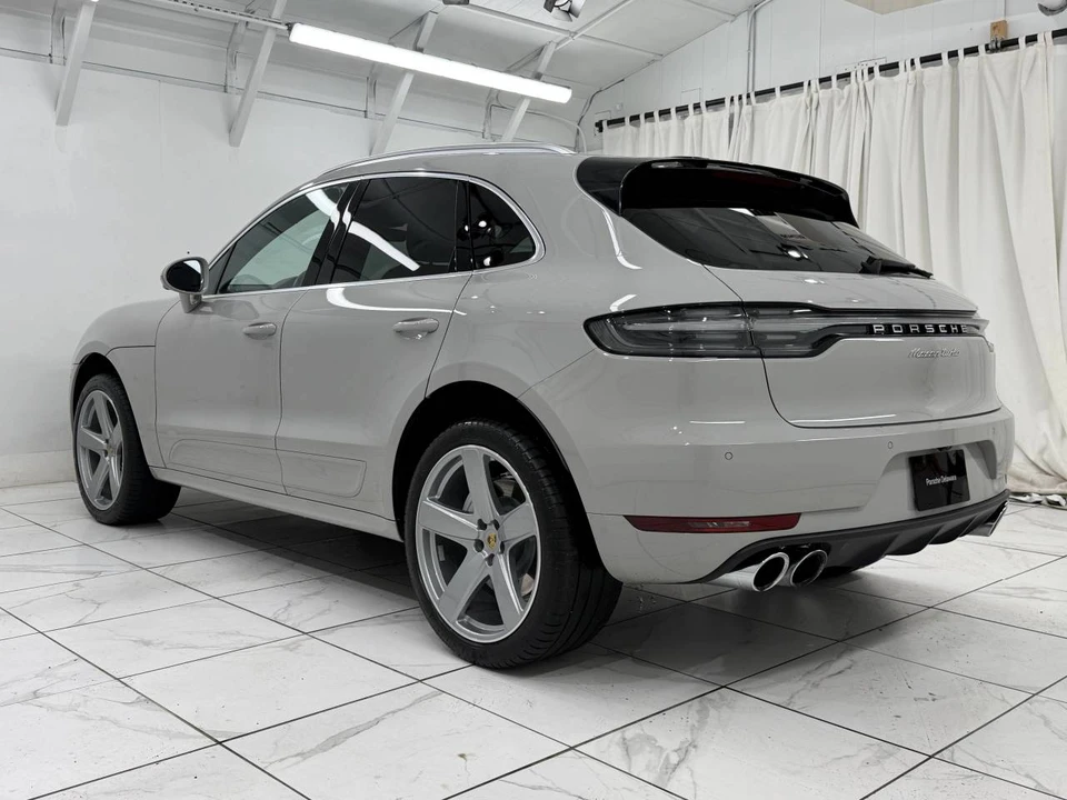 2021 Porsche Macan Turbo - Image 3 of 5