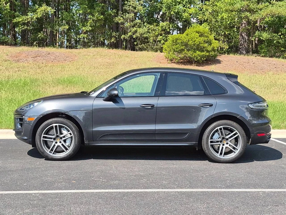 2021 Porsche Macan Turbo - Image 2 of 5