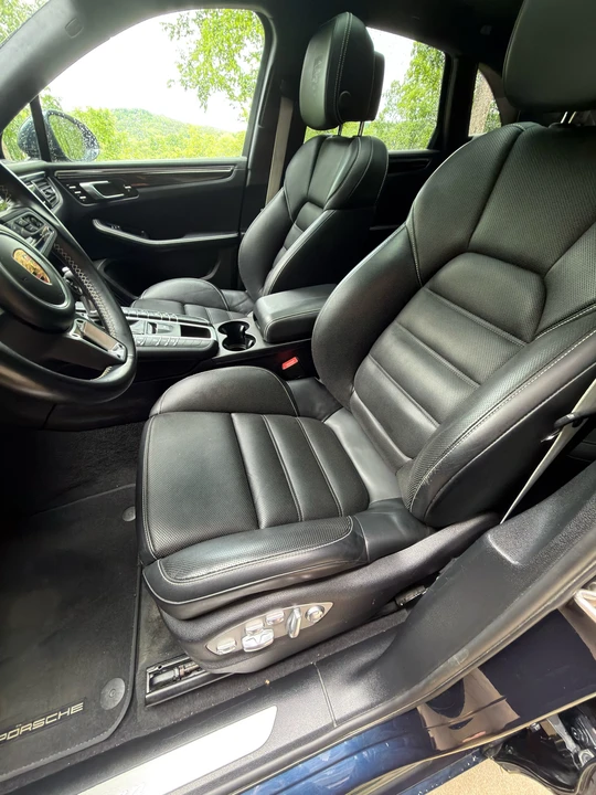 2021 Porsche Macan Turbo - Image 22 of 31