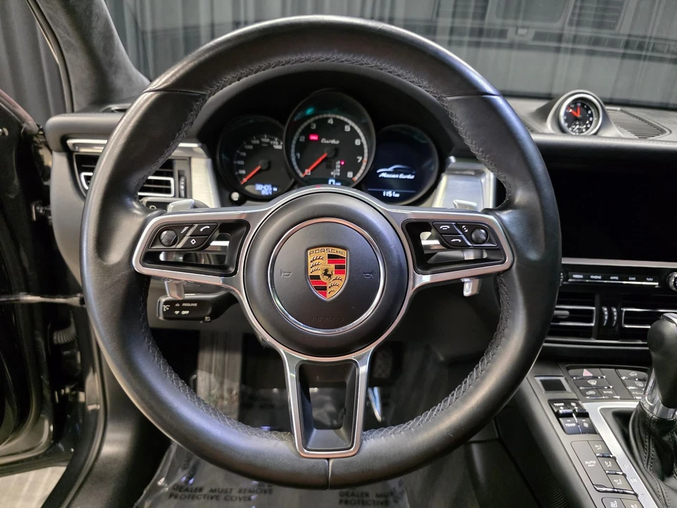 2021 Porsche Macan Turbo - Image 25 of 31