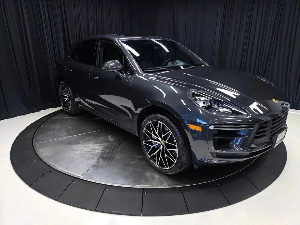 2021 Porsche Macan Turbo - Image 16 of 31