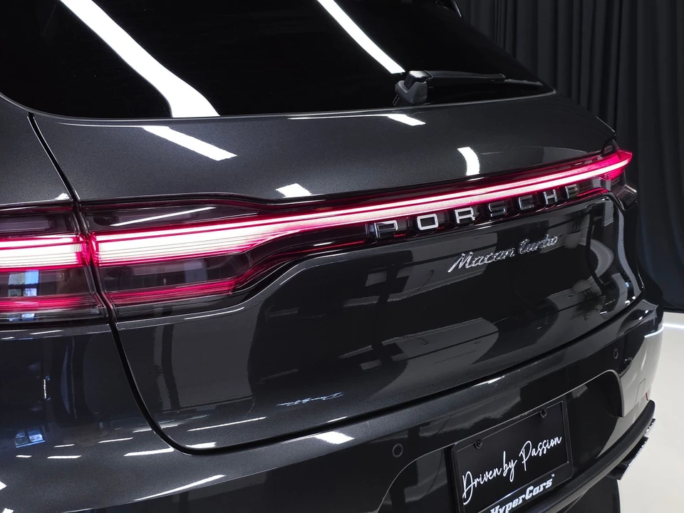 2021 Porsche Macan Turbo - Image 6 of 31