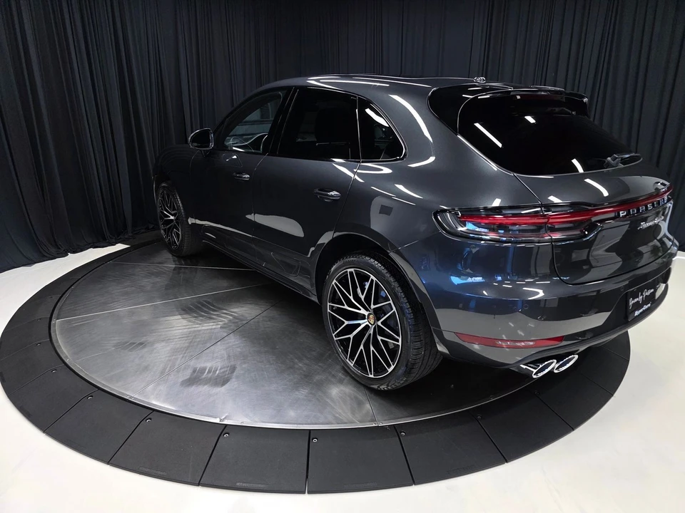 2021 Porsche Macan Turbo - Image 12 of 31