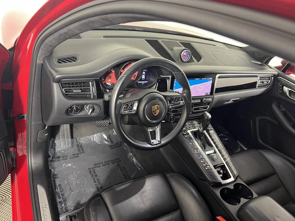2021 Porsche Macan Turbo - Image 4 of 4