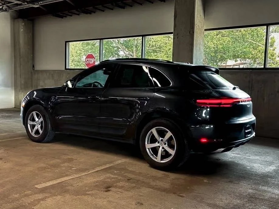 2021 Porsche Macan - Image 2 of 5