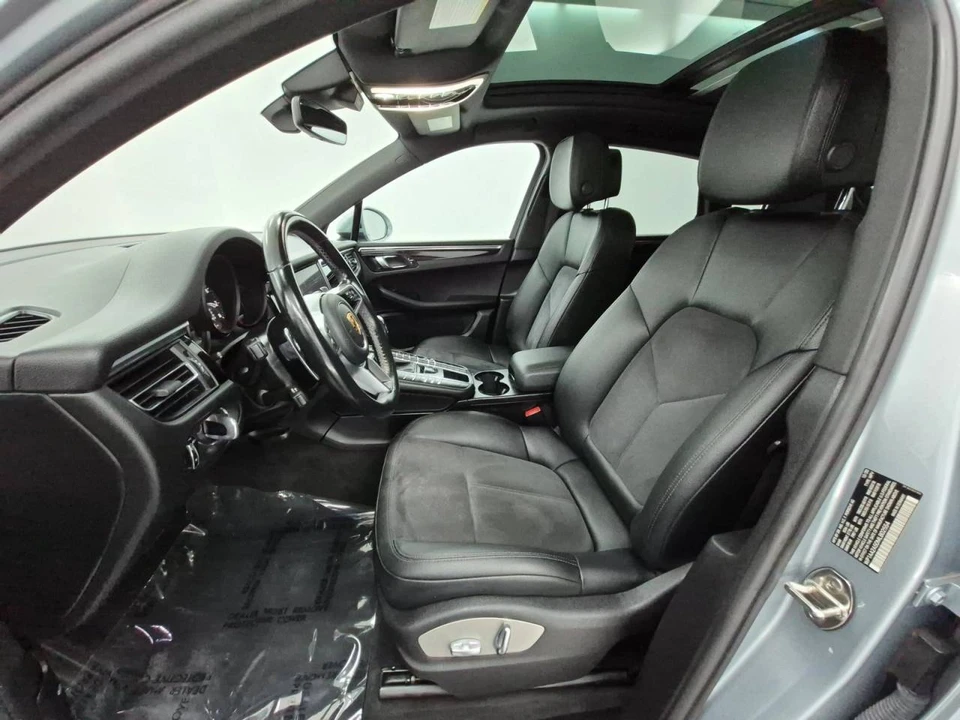 2021 Porsche Macan - Image 5 of 5