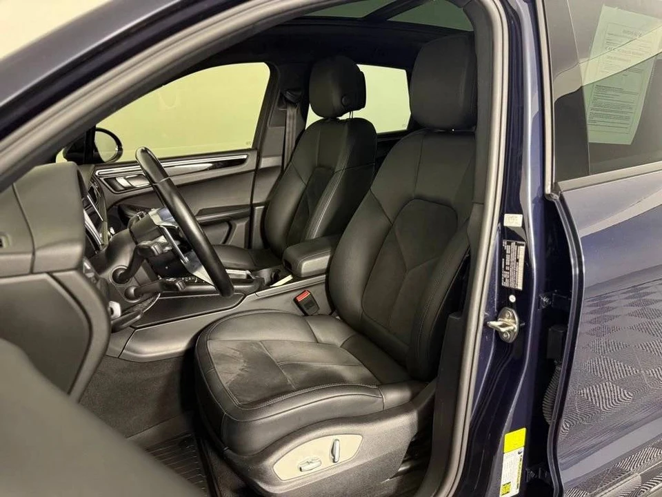 2021 Porsche Macan - Image 5 of 5