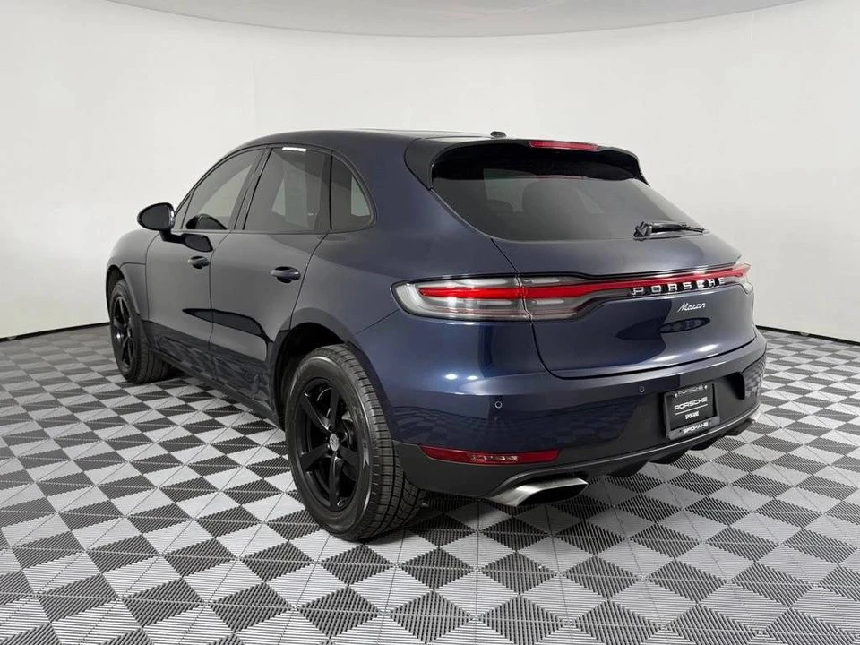2021 Porsche Macan - Image 3 of 5