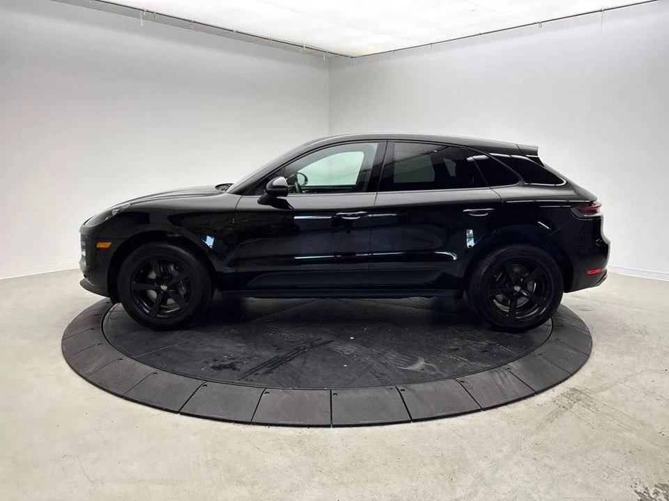 2021 Porsche Macan - Image 2 of 5