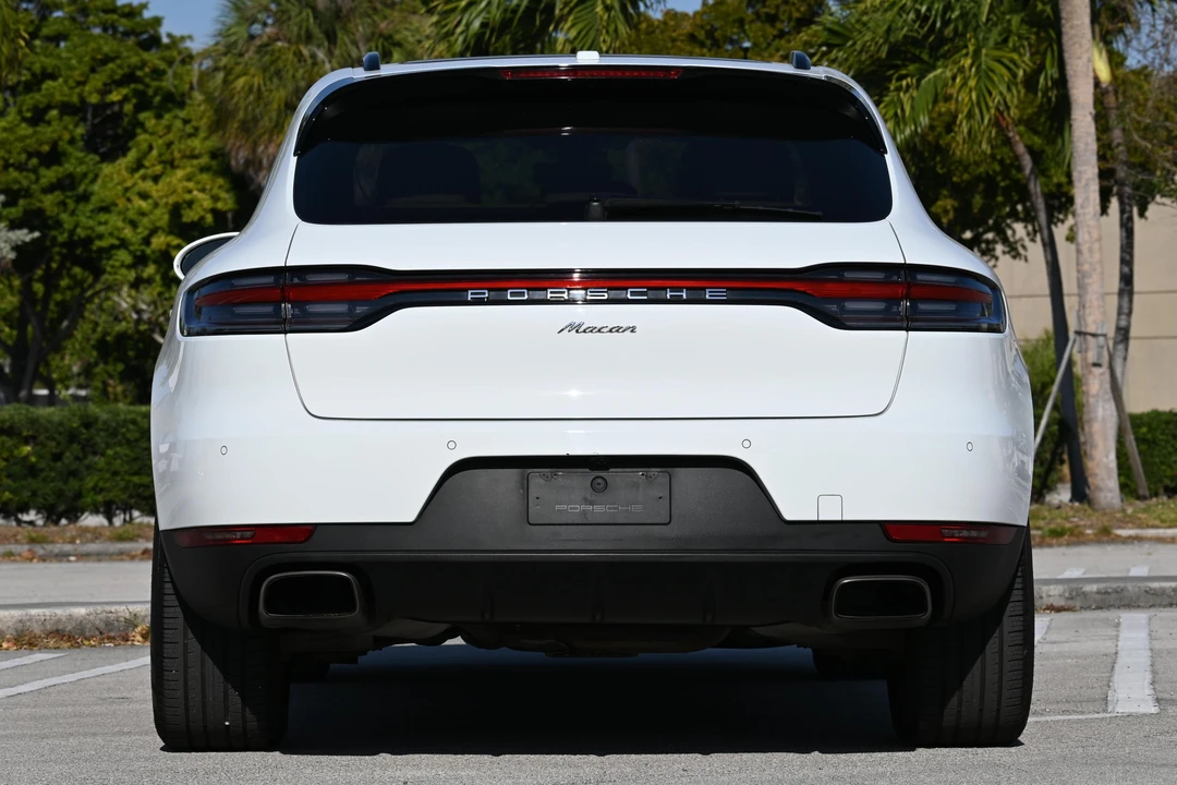 2021 Porsche Macan - Image 5 of 31