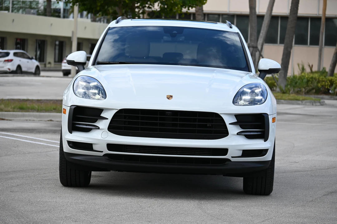 2021 Porsche Macan - Image 6 of 31