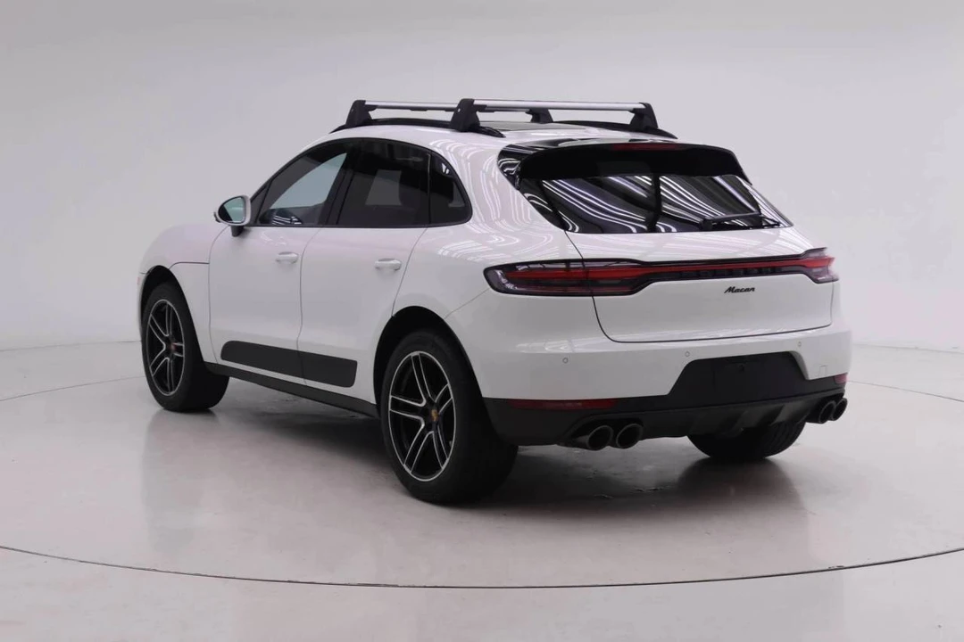 2021 Porsche Macan - Image 3 of 5