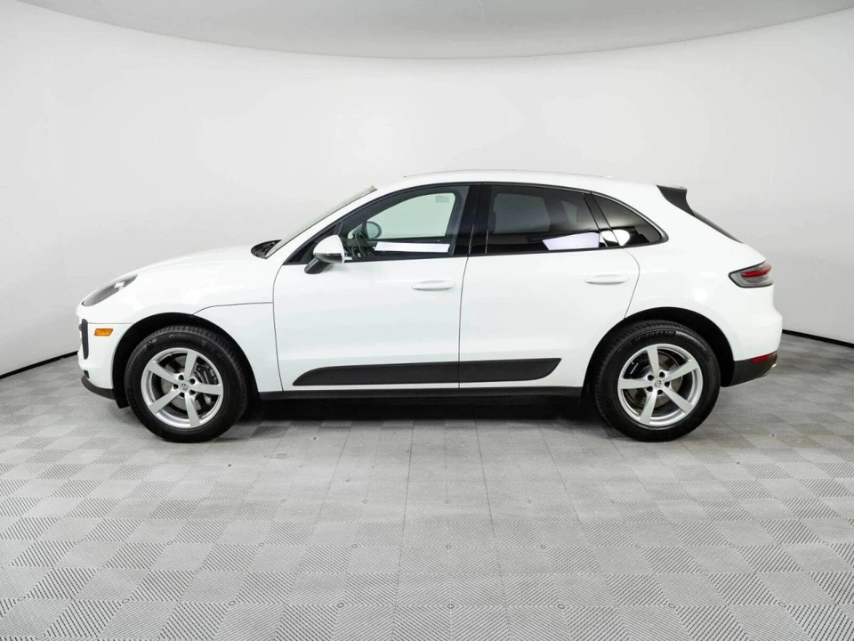 2021 Porsche Macan - Image 2 of 5