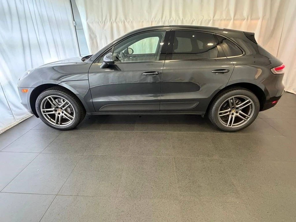 2021 Porsche Macan - Image 2 of 5