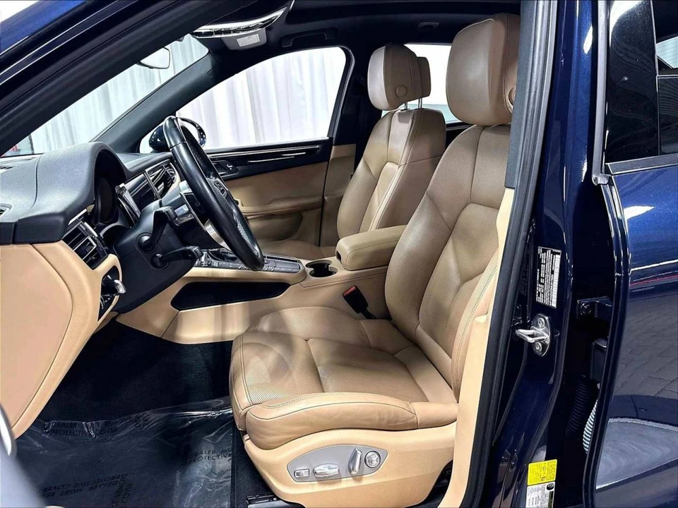 2021 Porsche Macan - Image 5 of 5