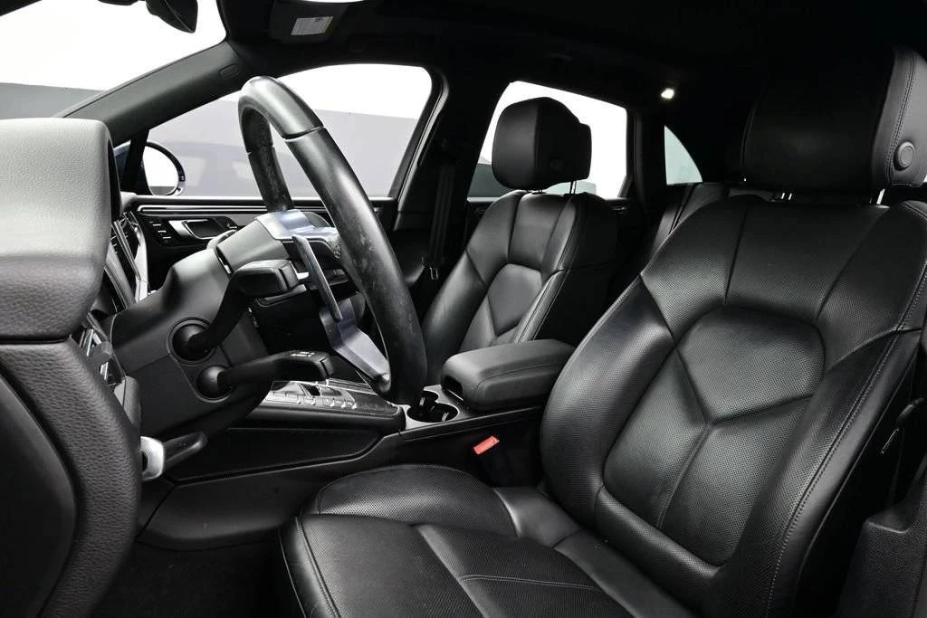 2021 Porsche Macan - Image 5 of 5