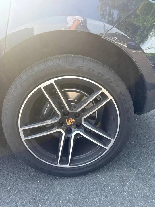 2021 Porsche Macan - Image 5 of 5