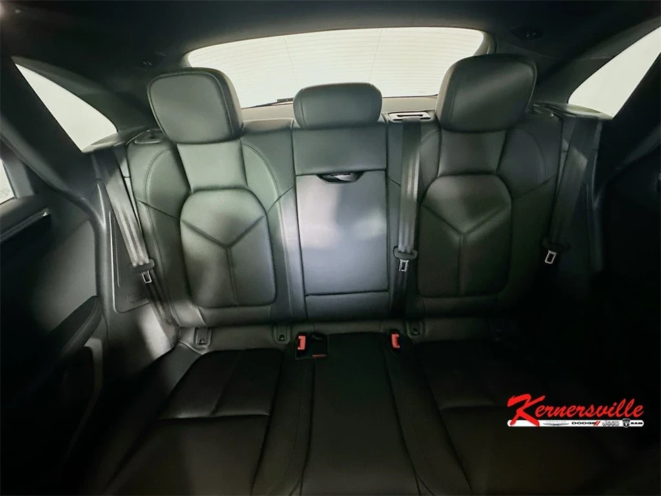2021 Porsche Macan - Image 13 of 21