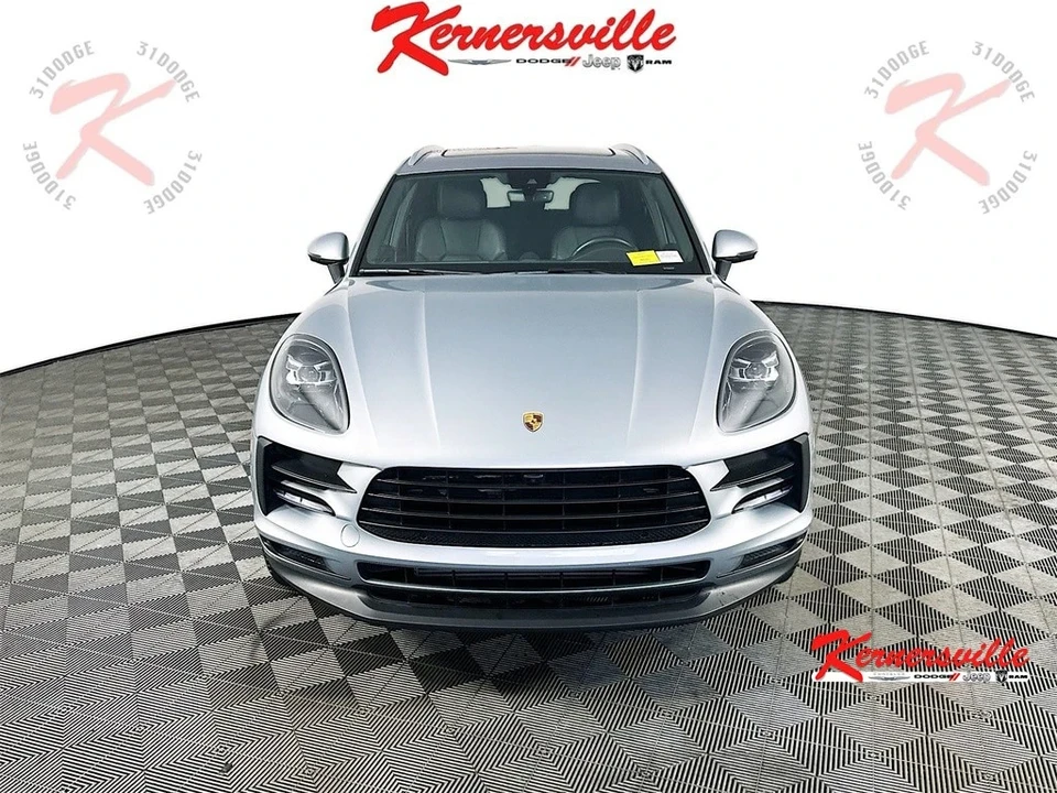 2021 Porsche Macan - Image 2 of 21