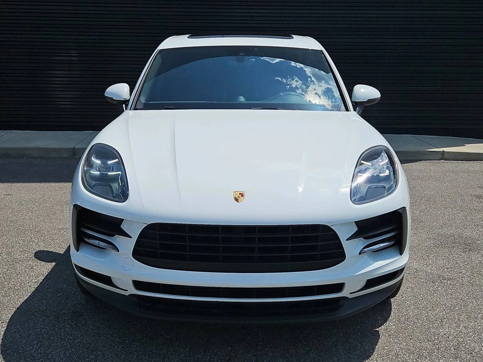2021 Porsche Macan - Image 2 of 5